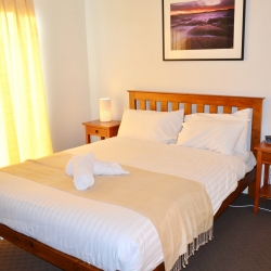 Coles Bay Accommodation - Freycinet Rentals - Hazards View Units