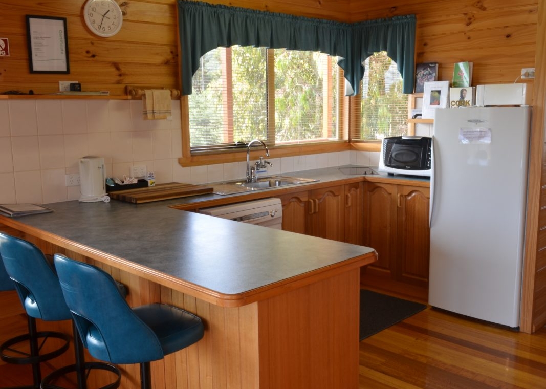 Coles Bay Holiday Homes - Freycinet Rentals - Coles Bay House